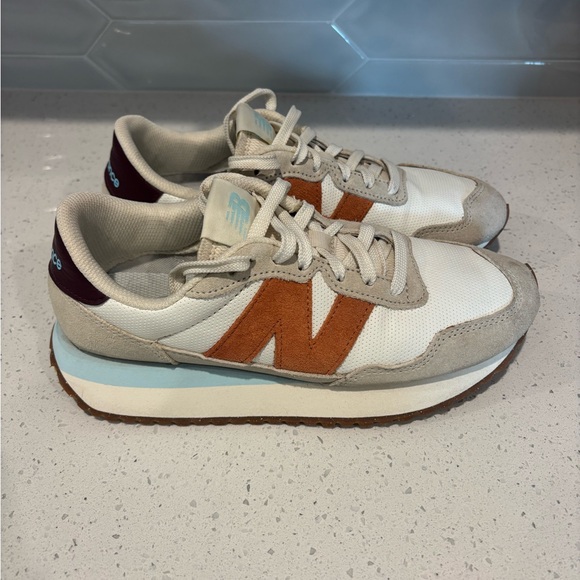 New Balance White and Brown Athletic Shoes - Picture 3 of 6